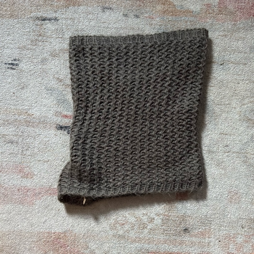 Knit tube scarf